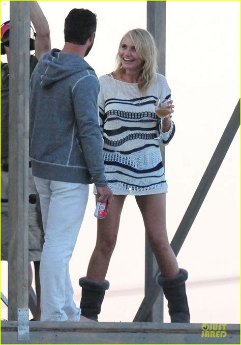 Photo Kate Upton Bikini Kissing Scene With Nikolaj Coster Waldau 19
