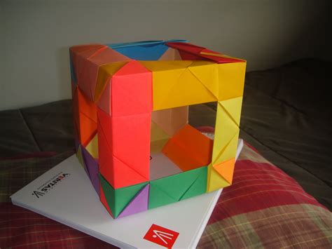 Diseño I: Cubo de Origami