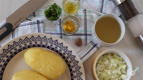 Salada de batata alemã kartoffelsalat RECEITA TRADICIONAL