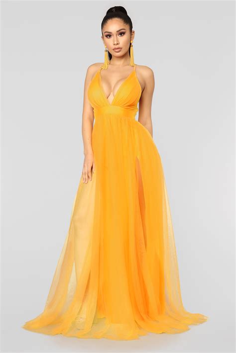 On The Runway Maxi Dress - Yellow