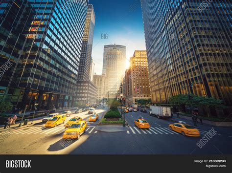 New York City Street Image & Photo (Free Trial) | Bigstock