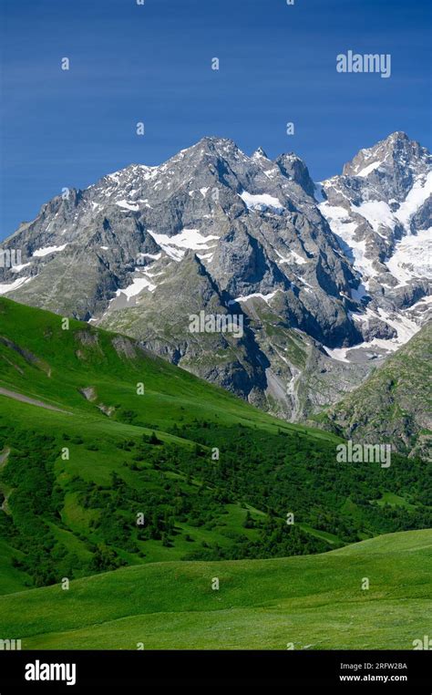 La Meije Des Col Du Lautaret Hi Res Stock Photography And Images Alamy