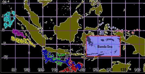 Validation of SSS empirical model of the Banda Sea (map in the the box ...