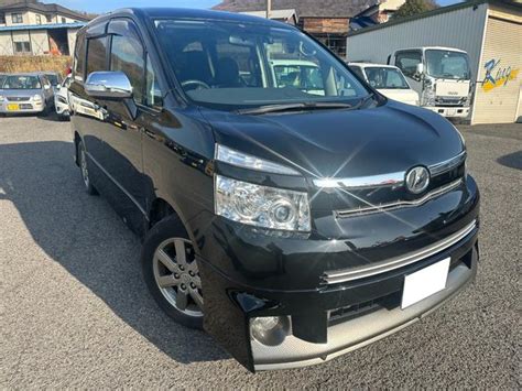 TOYOTA VOXY ZS KIRAMEKI II 2009 BLACK 99000 Km Details