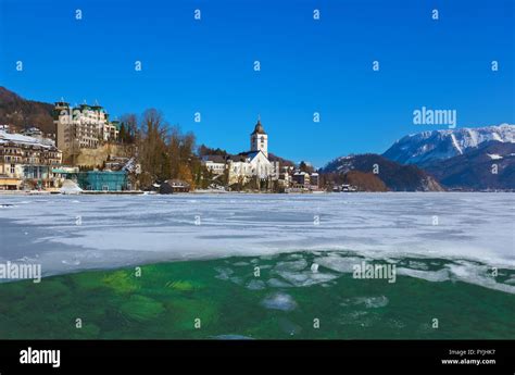 Village St Wolfgang On The Lake Wolfgangsee Austria Stock Photo Alamy