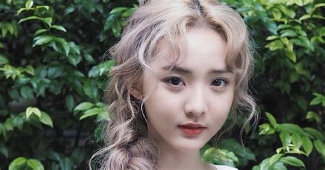 Paparazzi xứ Trung tóm sống cảnh hotgirl Thái cực hot tại Việt Nam hẹn hò với nam thần nổi