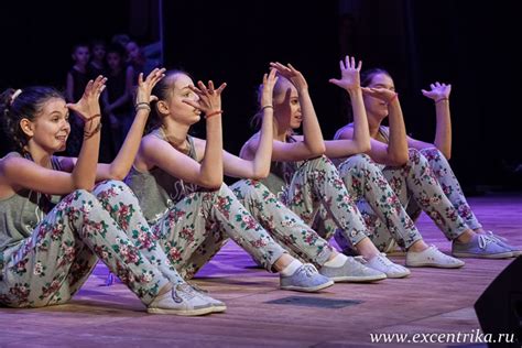 Джаз-модерн танец (jazz-modern dance)