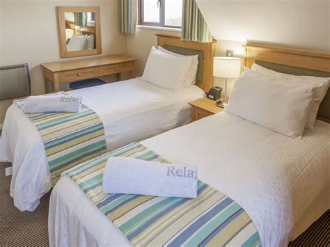 Spacious Cromer Resort Suites | Cromer Country Club Rooms