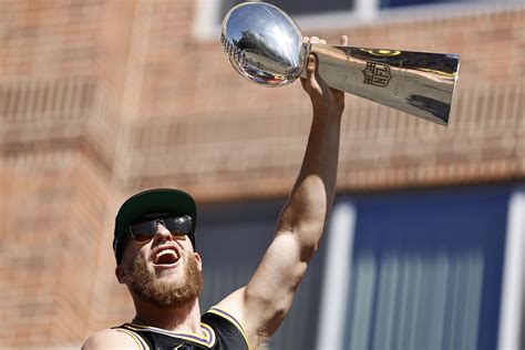 Rams Only Place One Lombardi Trophy On Super Bowl Ring Ignoring Win In