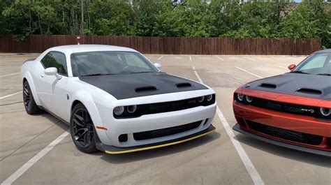 Introducir Imagen Dodge Charger Hellcat Vs Challenger Demon