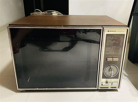 Sanyo Vintage Microwave Oven, TV & Home Appliances, Kitchen Appliances ...