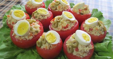 Tomates Rellenos Con Arroz Pollo Y Verduras Receta De Carolina