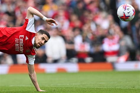 Arsenal midfielder comments on potential exit