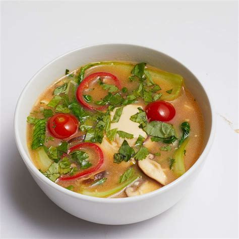 Easy Vegetarian Tom Yum Soup Recipe