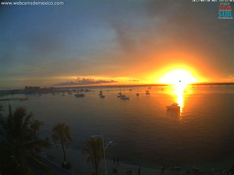 Webcams de México on Twitter Los colores del atardecer en la Bahía de