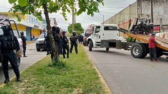 En Veracruz Detienen A Tres Polic As Por Golpear Y Robar A Un Civil