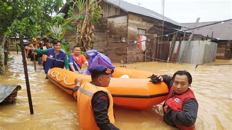 Kronologi Aksi Heroik Tim Sar Brimob Evakuasi Balita Dan Lansia Di