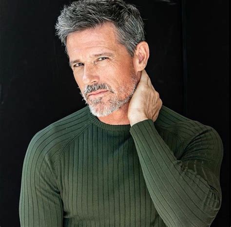 Pin By Bárbara Macedo On Homens Lindos Best Hairstyles For Older Men Grey Hair Men Older