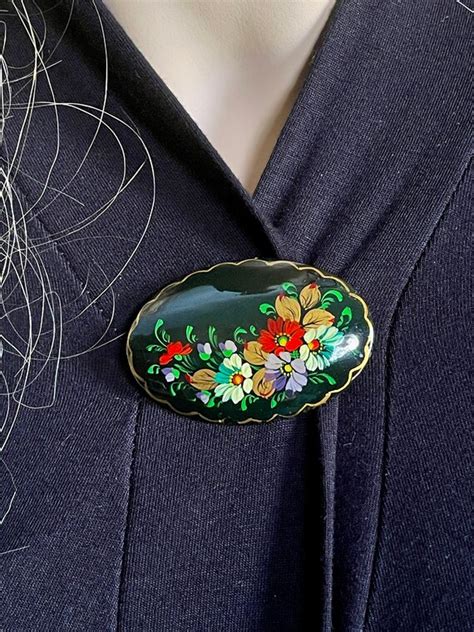 S S Russian Black Lacquer Hand Painted Floral Gem