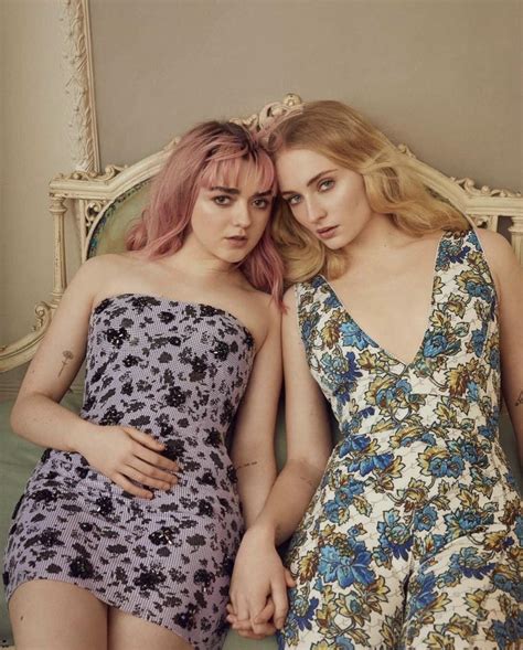 Sophie Turner Maisie Williams My Ultimate Threesome Scenario Scrolller