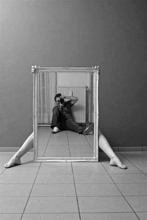 40 Brilliant Self Portrait Photography Ideas And Tips Mirror