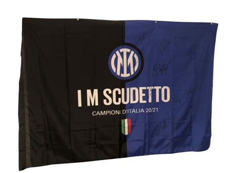 Official Inter Milan Scudetto Flag Signed By The Players Charitystars