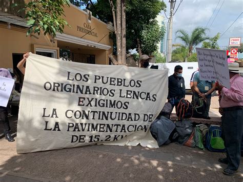 Frente A Presidencial Pobladores Exigen Se Contin E Pavimentaci N