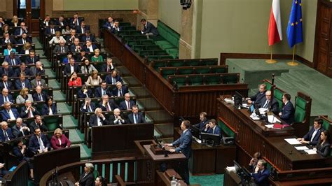 Gorąco w Sejmie ws komisji ds służb specjalnych Suski To jest