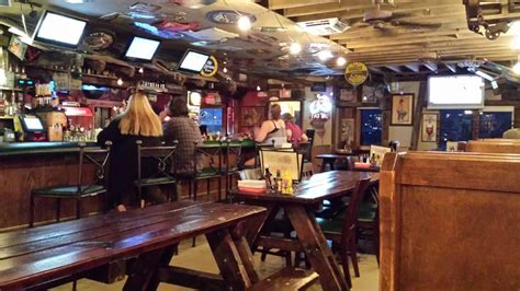 Joshua Tree Saloon - 100 Photos - Dive Bars - 61835 29 Palms Hwy ...