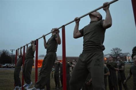 Top Youtuber And Bodybuilder Fails The Marine Corps Fitness Test