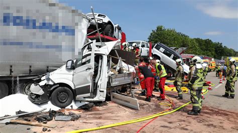 Mann Stirbt Bei Schwerem Unfall Auf Der A4 Radio Dresden