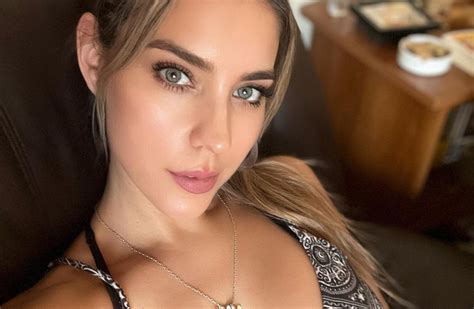 Modelo Alejandra Díaz posa en infartantes fotos en bikini Tecache cl