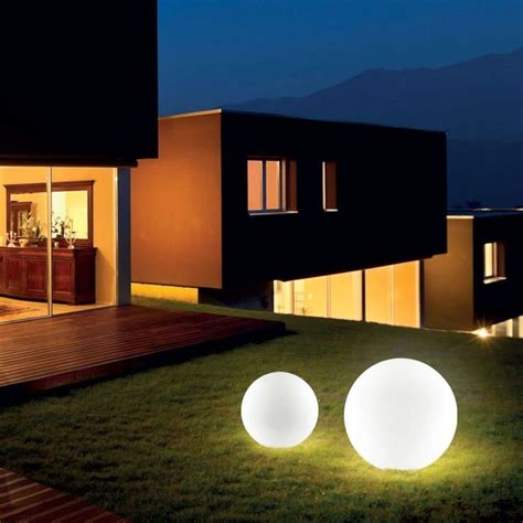 L Mpara De Pie Exterior Con Forma De Bola Sole Ideal Lux Outdoor