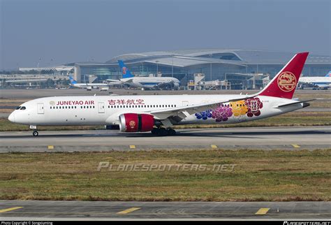 B R Juneyao Airlines Boeing Dreamliner Photo By Songxiuming