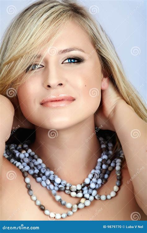 Mooie Blonde Vrouw Stock Foto Beeld