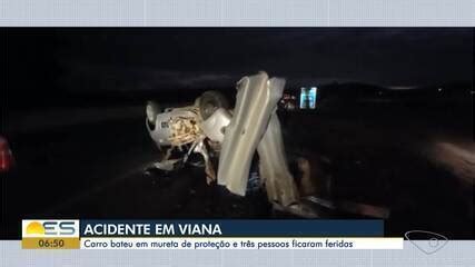 Carro Bate Em Mureta De Prote O E Tr S Pessoas Ficaram Feridas Na Br