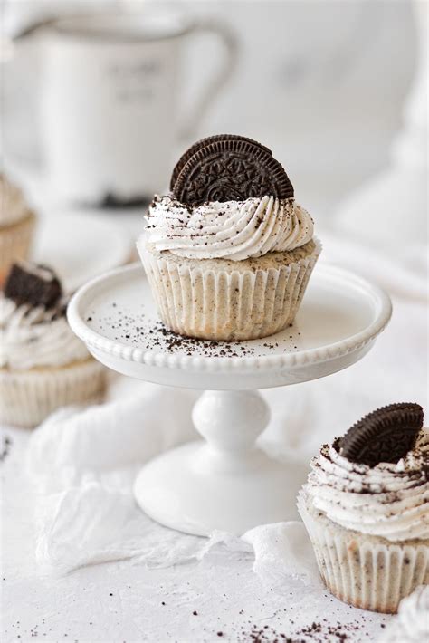 Oreo Cookies And Cream Cupcakes