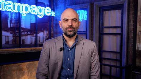 Roberto Saviano Gomorra Mi Ha Distrutto La Vita In 18 Anni Non L