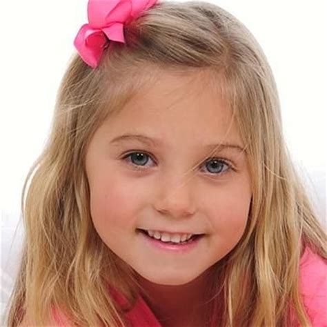 Rosie McClelland age, height, parents, school, singing, youtube