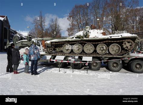 Carro Armato Russo T Distrutto Immagini E Fotografie Stock Ad Alta