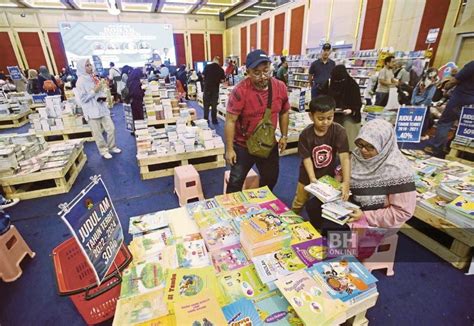 Pelajar Boleh Mula Tebus Baucar Buku Melalui Aplikasi DELIMa KPM