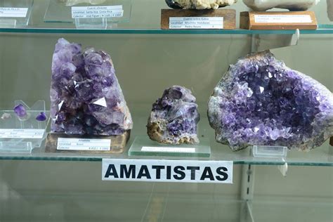 Minerales Museo La Salle Costa Rica