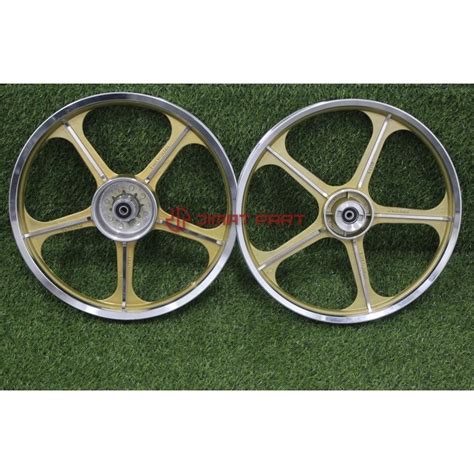 SPORT RIM 5 BATANG WITH BEARING AND BUSH GOLD BLACK GTO GBO 5 KAKI EX5