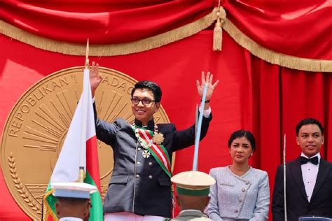 Andry Rajoelina Investido Como Presidente De Madagascar Para Un