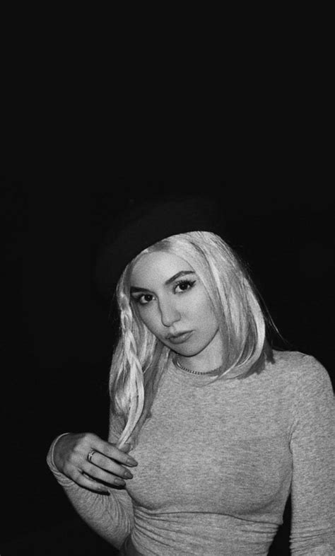 Ava Max Aesthetic Wallpapers - Wallpaper Cave