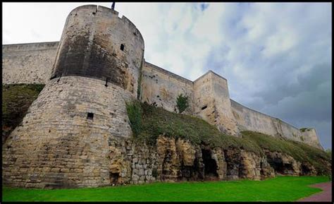 Castle of William the Conqueror - Caen