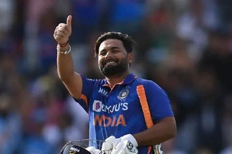 Rishabh Pant ఇత పజటవగ ఉననవటర పతన కలసన మజ