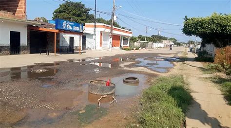 Miles De Litros De Agua Se Desperdician En La Principal De La Panam En