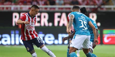 Chivas hace el ridículo ahora ante el Mazatlán y pierde en su casa