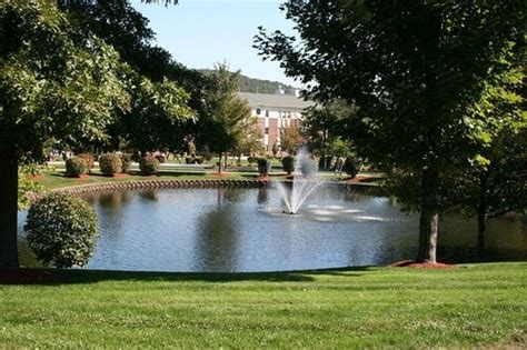 Dominican College | Photos | US News Best Colleges